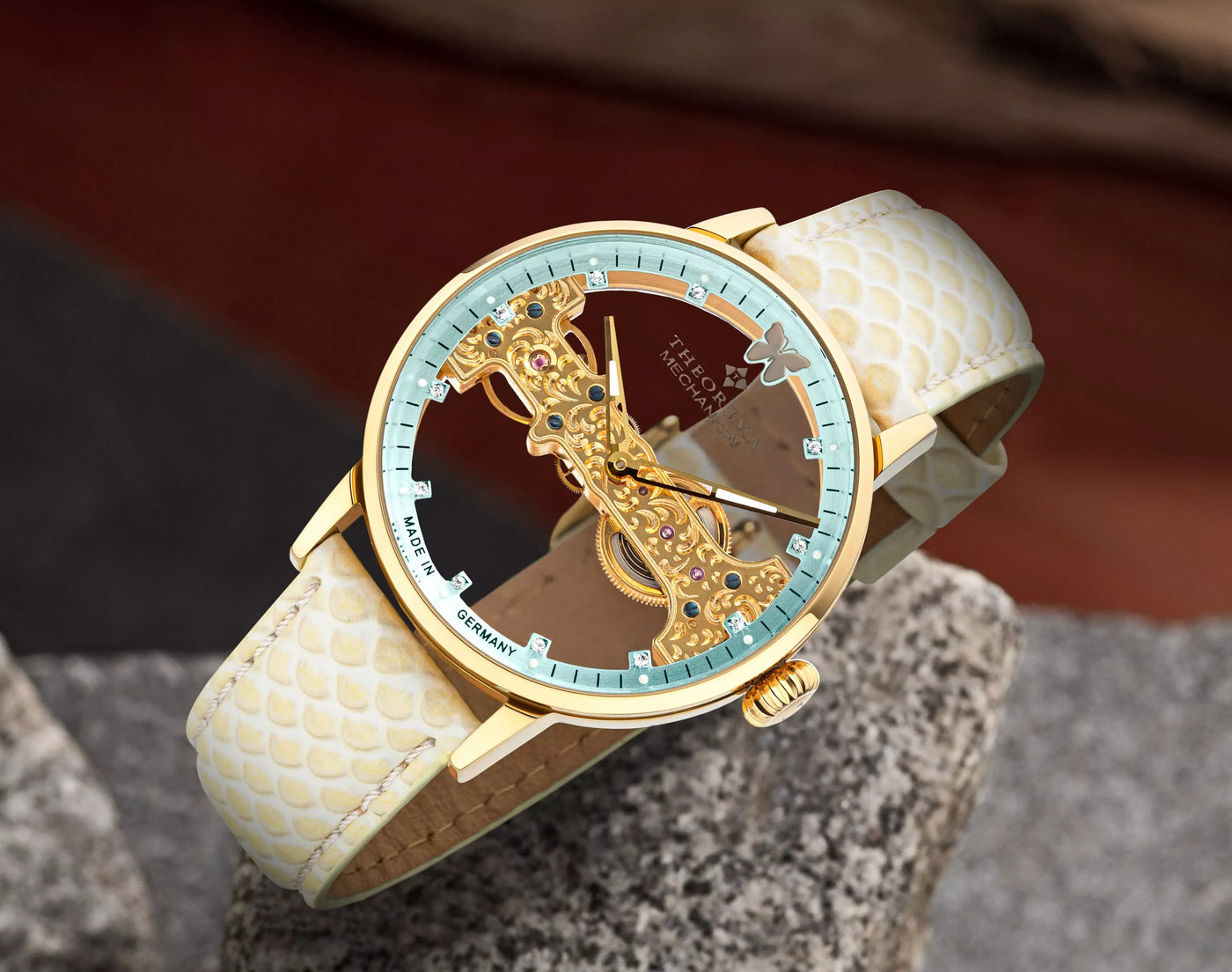 Perfect for enthusiasts in female luxury watches that want to make a style statement.