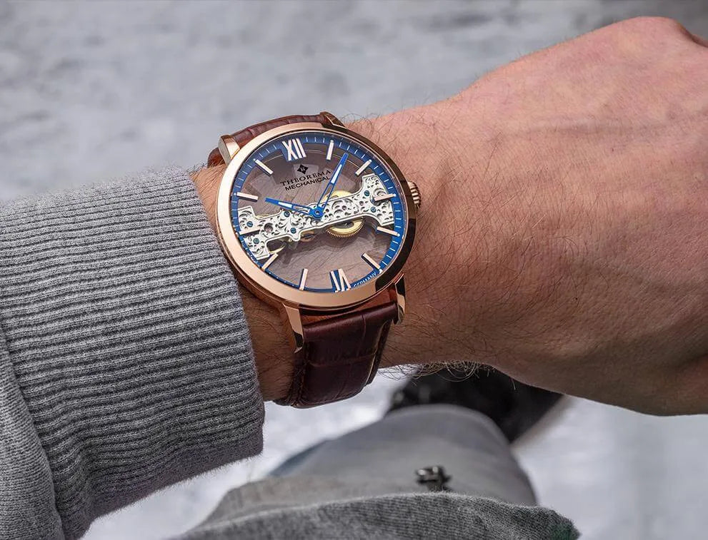 fortune　ジュエリークォーツ　置時計　馬 A watch designed after a famous bridge. – Tufina Official