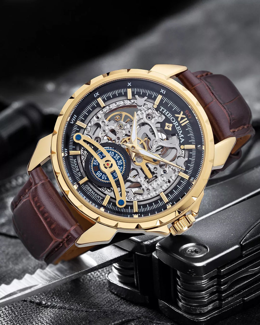 Amazing face design with elegant hands and very warm chaptering dazzling for the eye.