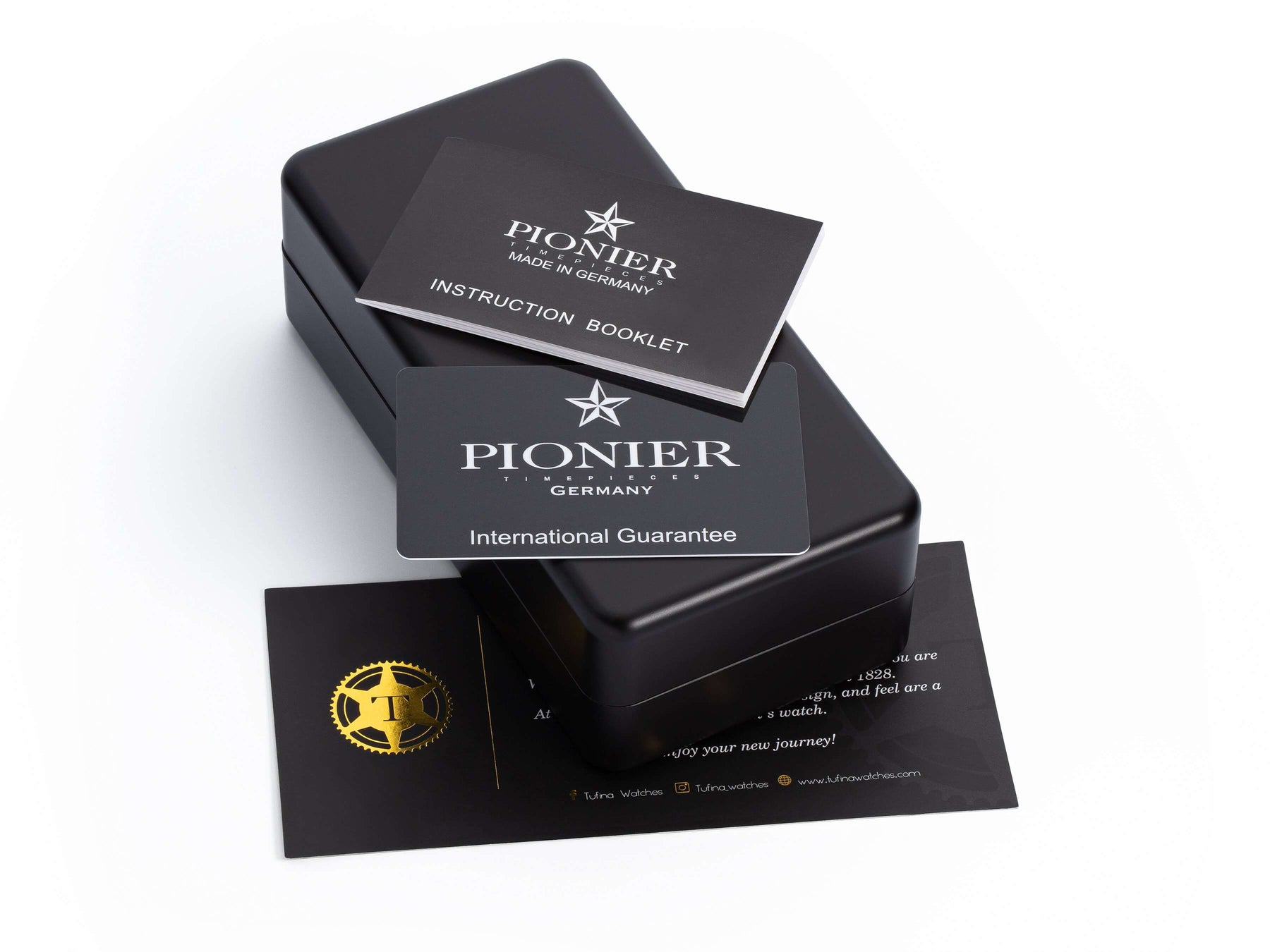 Original Pionier box with Instruction Booklet and International Guarantee cards.